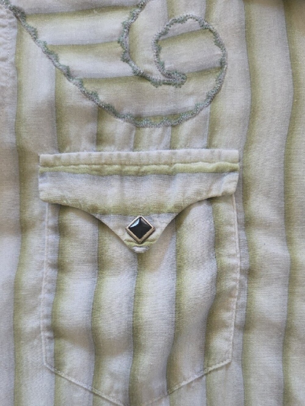 VTG Striped Snap-Up Western Shirt in Green and White - Picture 7 of 9